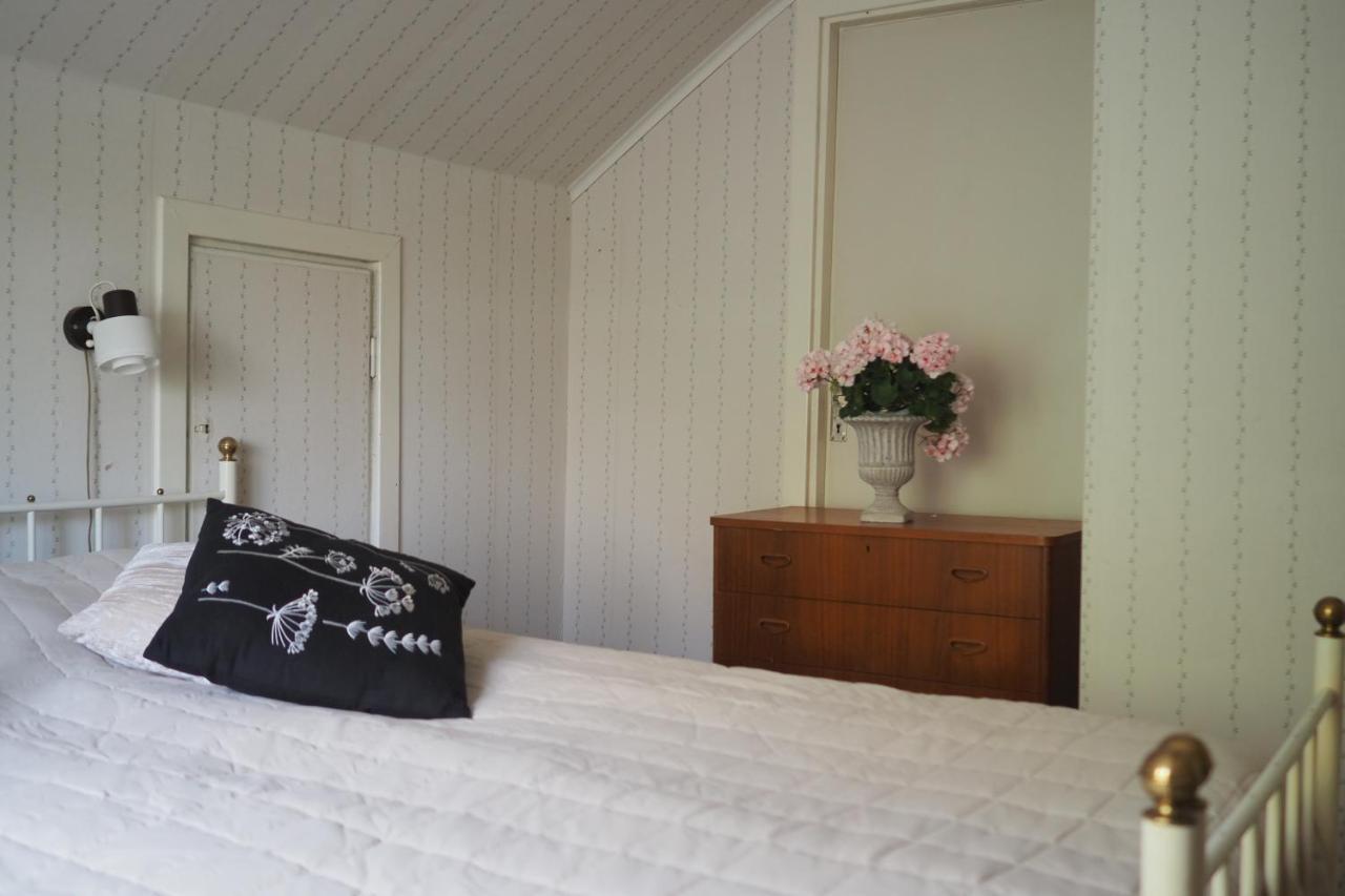 Brukshotellet Oeland - Vandrarhem Degerhamn Dış mekan fotoğraf